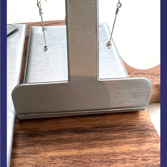 Elegant Silver .925 Necklace and earrings - Picture 2 of 7